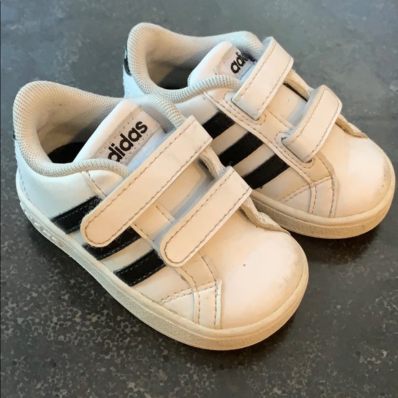 adidas superstar velcro